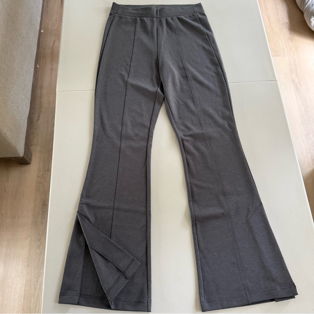 GAP High-Rise Ponte Flare Split Pant